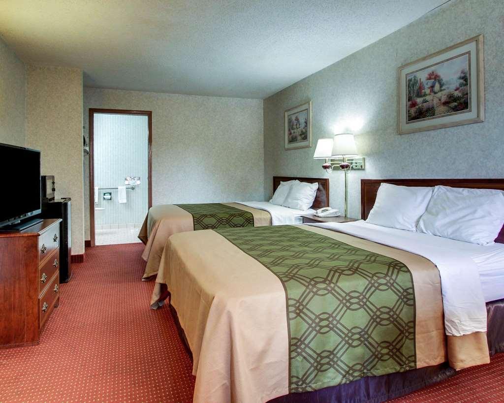 Econo Hospedaje Inn&Suites Forest Habitación foto